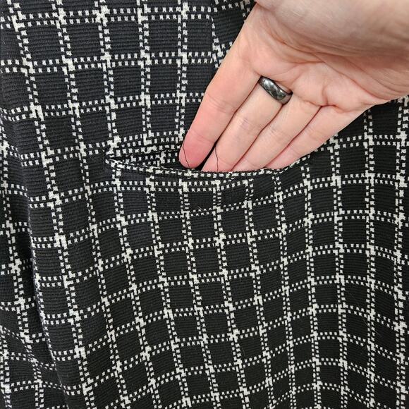 Ann Taylor Black White Checkered Wide Leg High Rise Pants Size 8 Medium Stretch - Picture 4 of 7